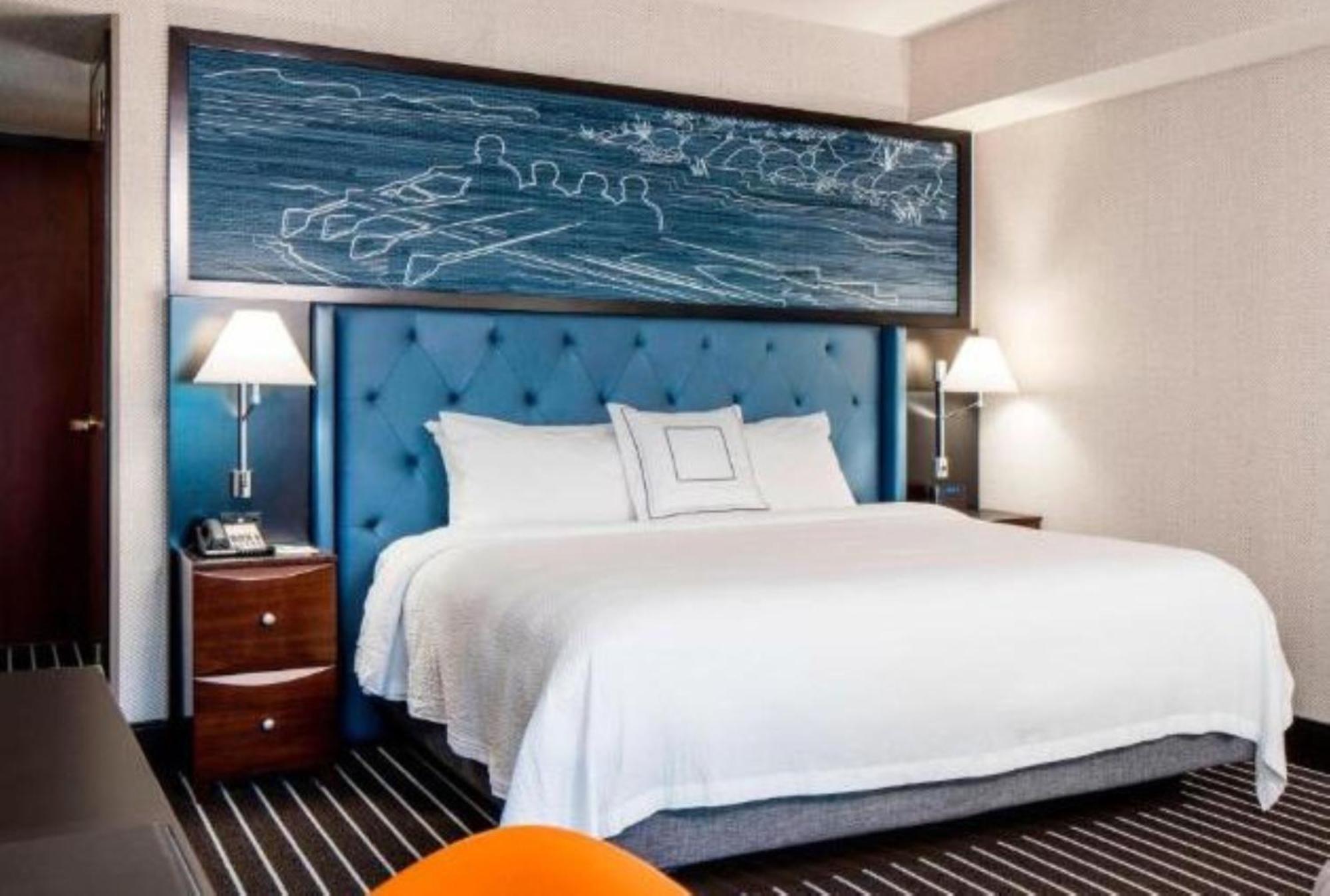 Courtyard By Marriott Boston Brookline Otel Dış mekan fotoğraf