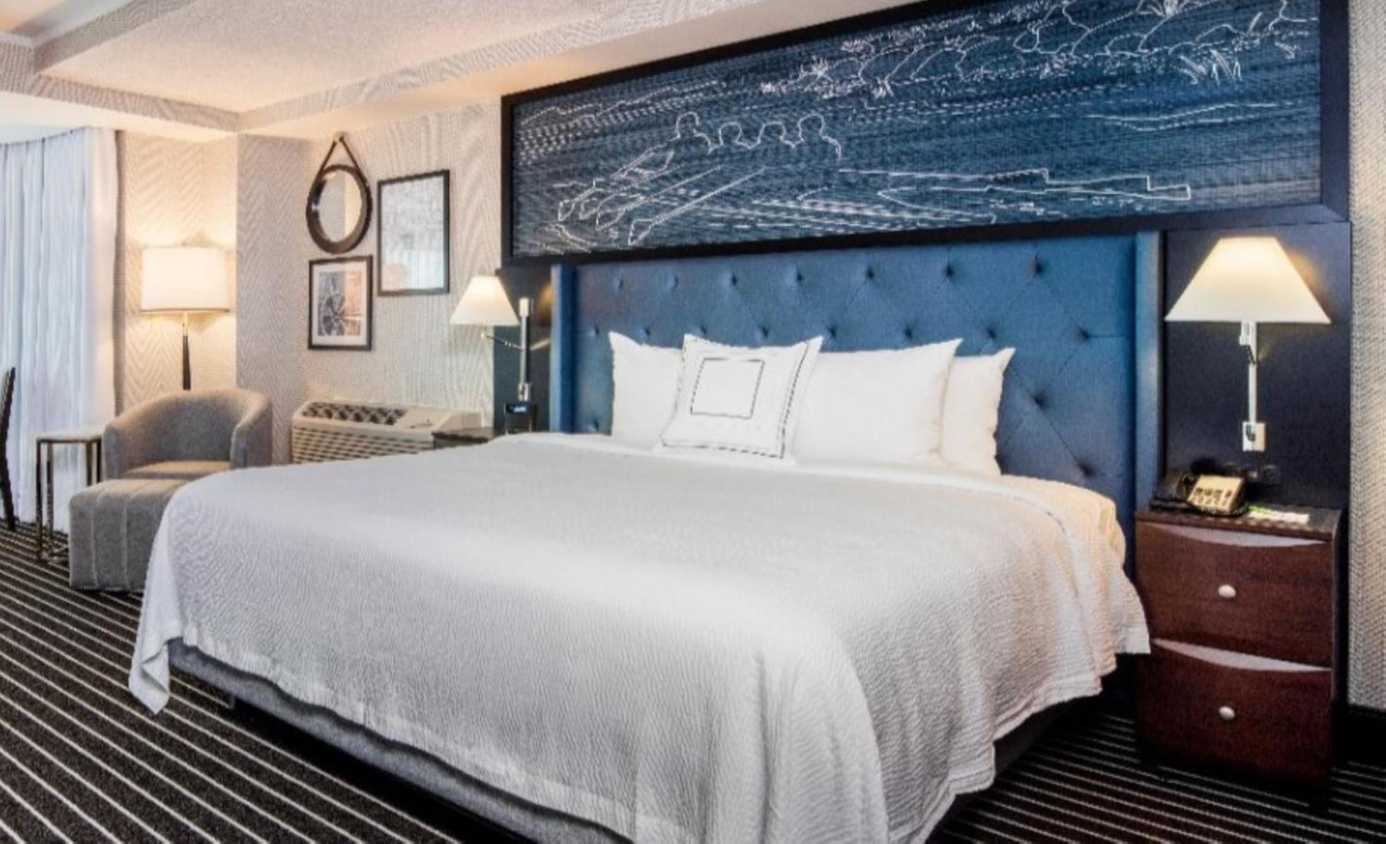 Courtyard By Marriott Boston Brookline Otel Dış mekan fotoğraf
